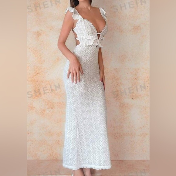 SHEIN Crocheted Textured Ruffled Small Flying Sleeves With Hollow Straps SIZE XS - Picture 3 of 5